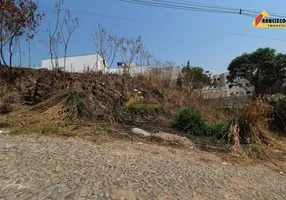 Foto 1 de Lote/Terreno à venda, 300m² em Manoel Valinhas, Divinópolis