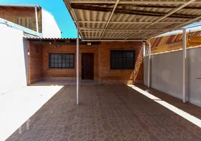 Foto 1 de Casa com 2 Quartos à venda, 78m² em Mato Grande, Canoas