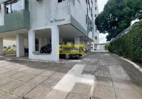 Foto 1 de Apartamento com 3 Quartos para alugar, 80m² em Casa Amarela, Recife