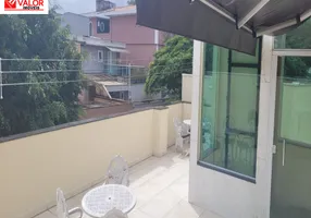 Foto 1 de Sobrado com 3 Quartos para alugar, 267m² em Vila Sônia, São Paulo