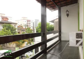 Foto 1 de Casa com 3 Quartos à venda, 285m² em  Vila Valqueire, Rio de Janeiro
