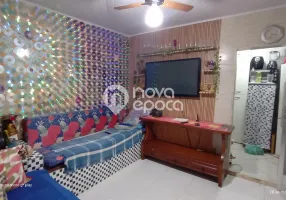 Foto 1 de Casa com 2 Quartos à venda, 39m² em Grajaú, Rio de Janeiro