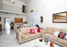 Foto 1 de Casa com 4 Quartos à venda, 575m² em Encruzilhada, Santos