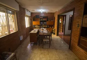 Foto 1 de Casa com 3 Quartos à venda, 234m² em Nonoai, Porto Alegre