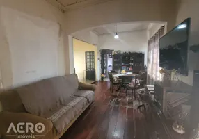 Foto 1 de Casa com 2 Quartos à venda, 244m² em Vila São João da Boa Vista, Bauru