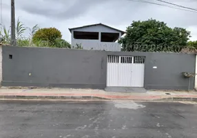 Foto 1 de Casa com 3 Quartos à venda, 188m² em Balneário Ponta da Fruta, Vila Velha