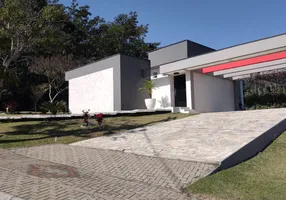Foto 1 de Casa de Condomínio com 4 Quartos à venda, 220m² em Santa Isabel, Santa Isabel
