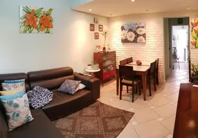 Foto 1 de Casa de Condomínio com 2 Quartos à venda, 130m² em Campo Grande, São Paulo