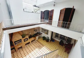 Foto 1 de Sobrado com 4 Quartos à venda, 380m² em Vila Zat, São Paulo