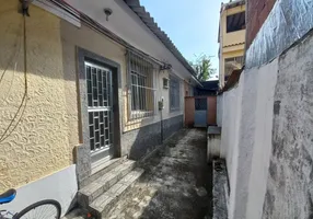Foto 1 de Casa com 2 Quartos à venda, 40m² em Marechal Hermes, Rio de Janeiro