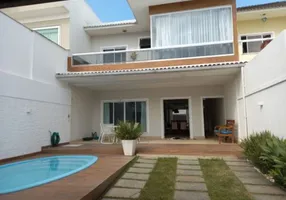 Foto 1 de Casa com 4 Quartos à venda, 360m² em Recreio Dos Bandeirantes, Rio de Janeiro