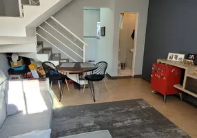 Foto 1 de Casa de Condomínio com 2 Quartos à venda, 64m² em Padroeira, Osasco