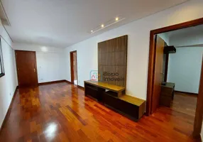 Foto 1 de Apartamento com 3 Quartos para venda ou aluguel, 158m² em Vila Nossa Senhora de Fátima, Americana