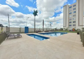 Foto 1 de Apartamento com 2 Quartos para alugar, 43m² em Jardim América, Maringá