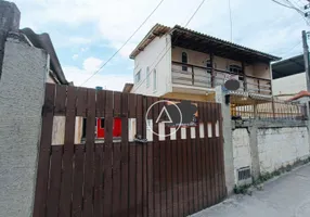 Foto 1 de Casa com 5 Quartos para venda ou aluguel, 135m² em Nova Cidade, Rio das Ostras