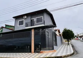 Foto 1 de Sobrado com 2 Quartos à venda, 170m² em Alto São Pedro, Taubaté