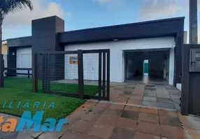 Foto 1 de Casa com 4 Quartos à venda, 140m² em Centro, Tramandaí