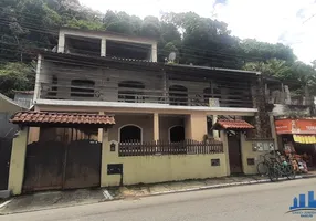 Foto 1 de Casa com 4 Quartos à venda, 284m² em Centro, Mangaratiba