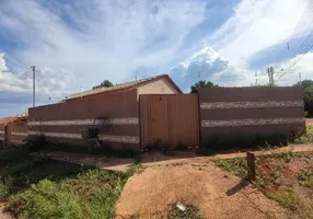 Foto 1 de Casa com 2 Quartos à venda, 68m² em Parque Estrela Dalva IX e X, Luziânia