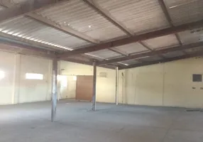 Foto 1 de Galpão/Depósito/Armazém com 1 Quarto para alugar, 650m² em Riviera Fluminense, Macaé