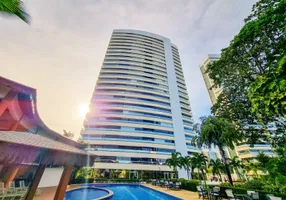 Foto 1 de Apartamento com 4 Quartos à venda, 248m² em Patriolino Ribeiro, Fortaleza
