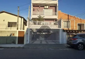 Foto 1 de Sobrado com 3 Quartos à venda, 247m² em Vila Santa Rita, Sorocaba
