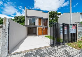 Foto 1 de Sobrado com 3 Quartos à venda, 205m² em Santo Inácio, Curitiba