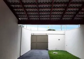 Foto 1 de Casa com 3 Quartos à venda, 82m² em Padre Andrade, Fortaleza