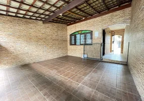 Foto 1 de Casa com 2 Quartos à venda, 90m² em Vila Guilhermina, Praia Grande