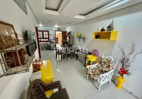 Foto 1 de Casa com 2 Quartos à venda, 93m² em Ibiza, Gravataí