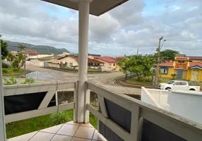 Foto 1 de Casa com 4 Quartos à venda, 320m² em Carianos, Florianópolis