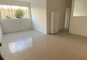 Foto 1 de Apartamento com 3 Quartos à venda, 60m² em Cajazeiras, Fortaleza