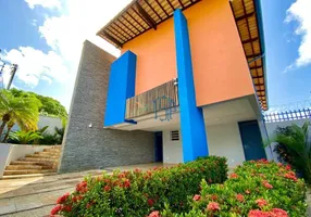 Foto 1 de Casa com 6 Quartos à venda, 450m² em Capim Macio, Natal