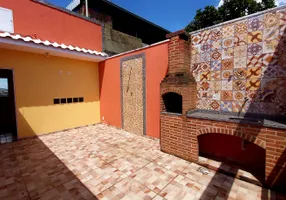 Foto 1 de Casa com 3 Quartos à venda, 135m² em Cabuis, Nilópolis