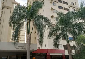 Foto 1 de Apartamento com 3 Quartos para alugar, 87m² em Setor Bueno, Goiânia