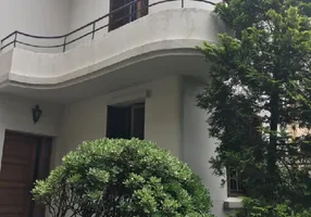 Foto 1 de Casa com 5 Quartos para alugar, 380m² em Santana, Porto Alegre