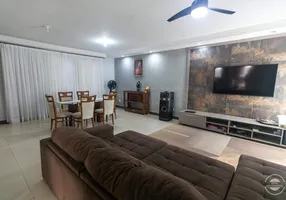 Foto 1 de Casa com 3 Quartos à venda, 224m² em JARDIM BRASILIA, Piracicaba