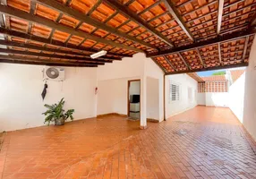 Foto 1 de Casa com 4 Quartos à venda, 252m² em Sobrinho, Campo Grande