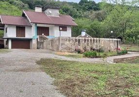 Foto 1 de Fazenda/Sítio com 3 Quartos à venda, 280m² em Area Rural de Bento Goncalves, Bento Gonçalves