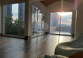 Foto 1 de Sobrado com 3 Quartos para venda ou aluguel, 342m² em Saúde, São Paulo