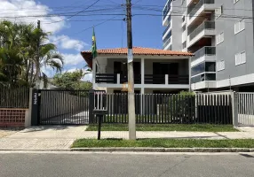 Foto 1 de Casa com 3 Quartos à venda, 258m² em Centro, Guaratuba