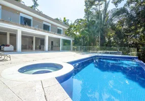 Foto 1 de Casa de Condomínio com 4 Quartos para venda ou aluguel, 800m² em São Pedro, Guarujá