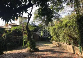 Foto 1 de Casa com 3 Quartos à venda, 500m² em Matapaca, Niterói