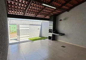 Foto 1 de Casa com 3 Quartos à venda, 110m² em Armação, Salvador