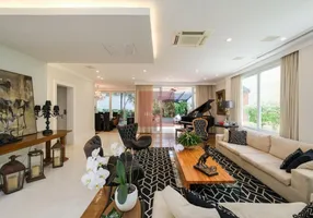 Foto 1 de Casa de Condomínio com 5 Quartos para alugar, 590m² em Jardim Luzitânia, São Paulo