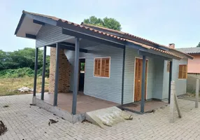 Foto 1 de Casa com 2 Quartos à venda, 60m² em Vila Dante, Canela