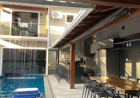 Foto 1 de Casa com 3 Quartos à venda, 364m² em Jardim Miramar, Rio das Ostras