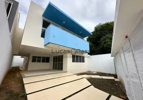 Foto 1 de Casa de Condomínio com 4 Quartos à venda, 229m² em Barro Duro, Maceió