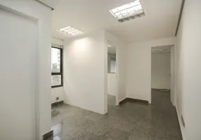 Foto 1 de Sala Comercial à venda, 28m² em Itaim Bibi, São Paulo