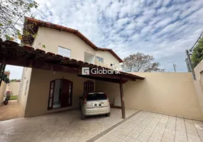 Foto 1 de Casa com 3 Quartos à venda, 150m² em Morada do Sol, Montes Claros